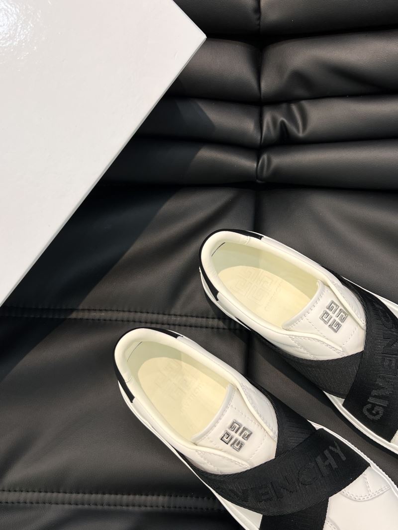 Givenchy Sneakers